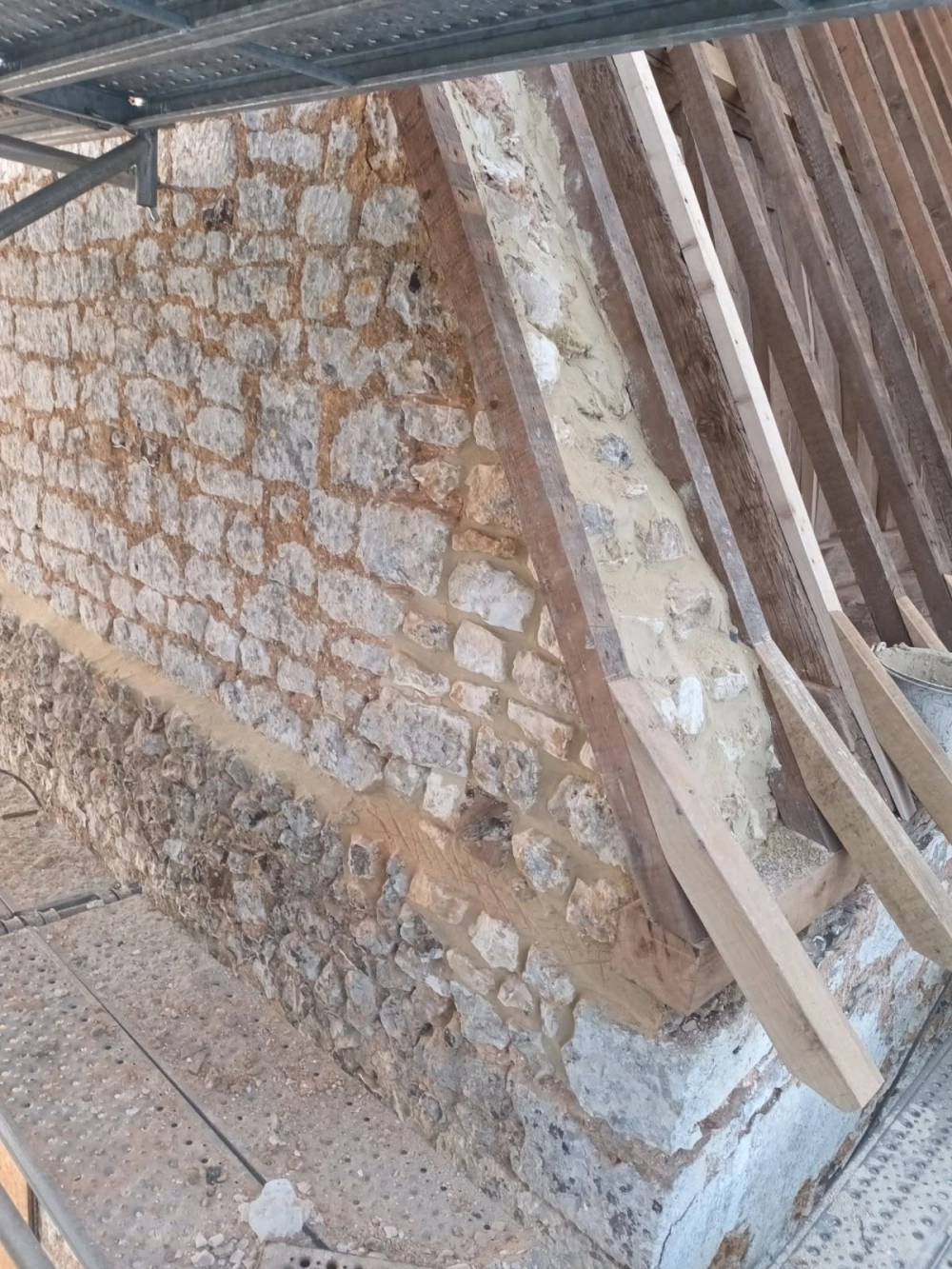 Maçonnerie et traitement des sols en Normandie