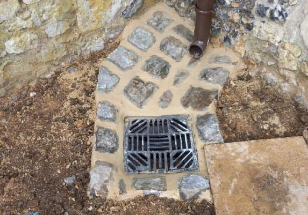 Fil d'eau pavé Bezu la Forêt
