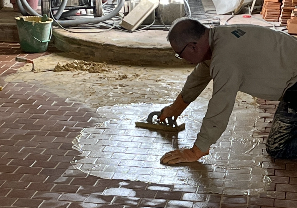 Jointoiement de tomettes St Marie aux Anglais (14)